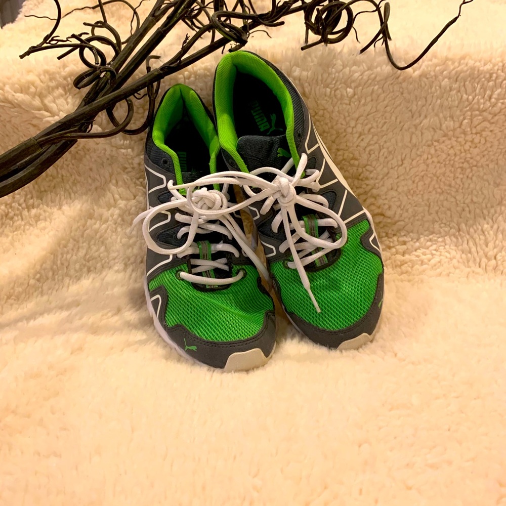 Puma Runners size 8 Women